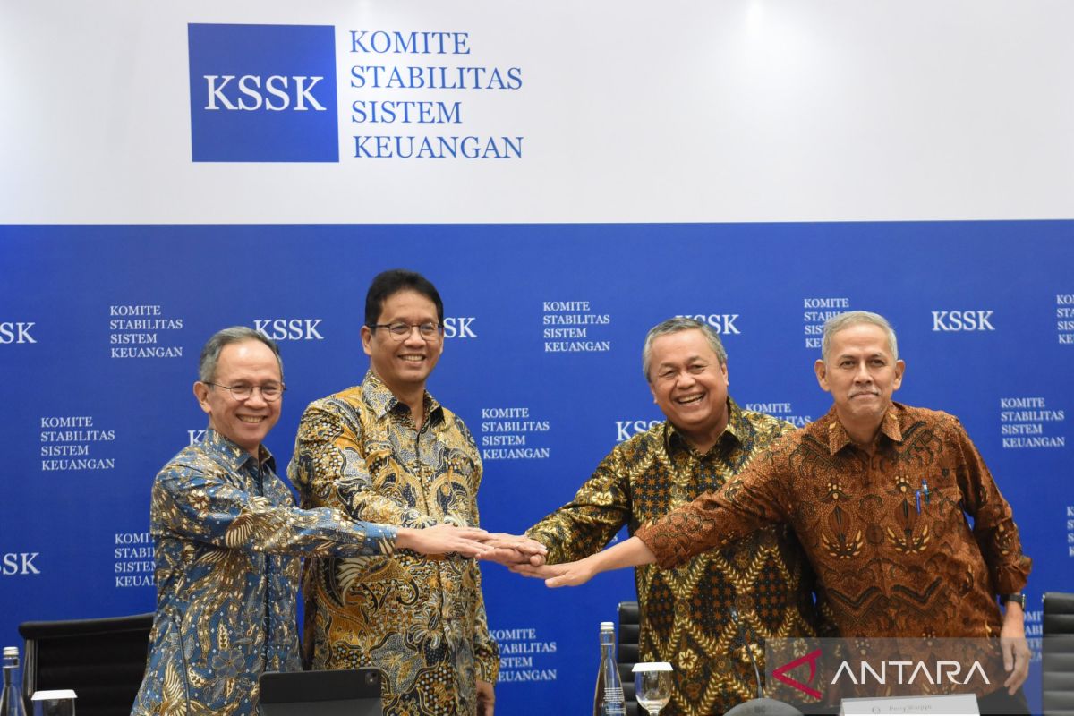 Kemarin, ekonomi RI tumbuh 5,04 persen hingga stok beras aman