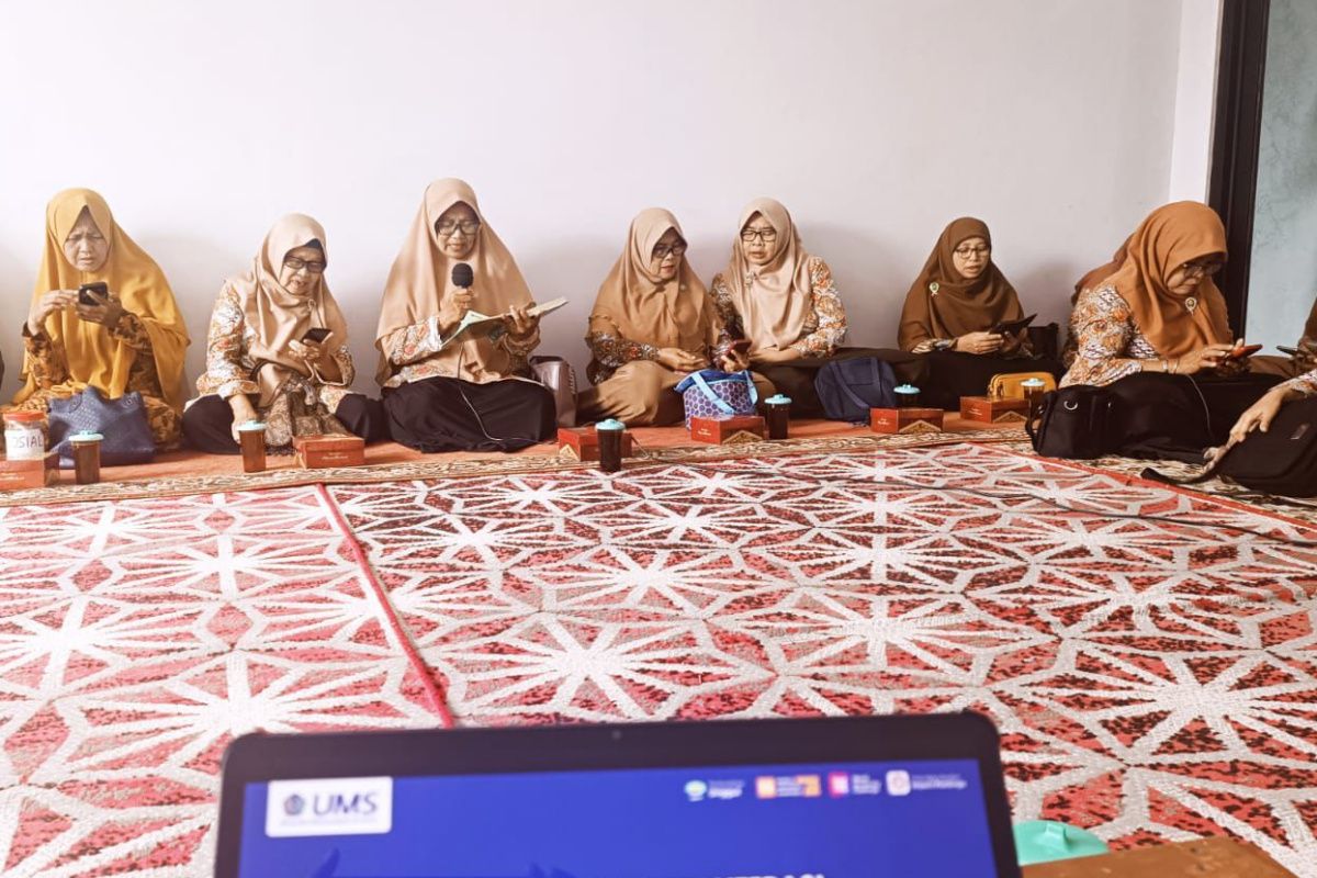 Dosen UMS ajak perempuan gerakkan literasi dalam Kajian Aisyiyah Ngadirejo