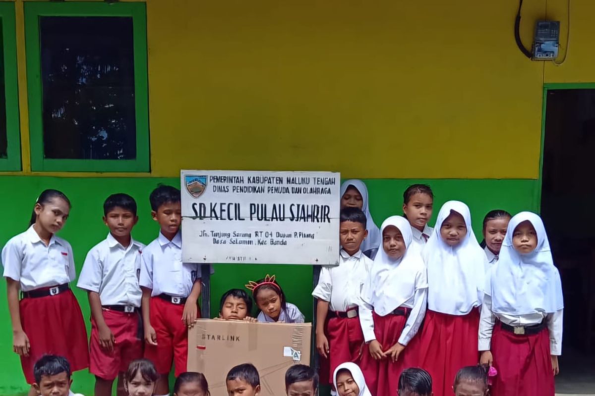 Pemkab Malteng wujudkan transformasi pendidikan berbasis teknologi lewat jaringan starlink