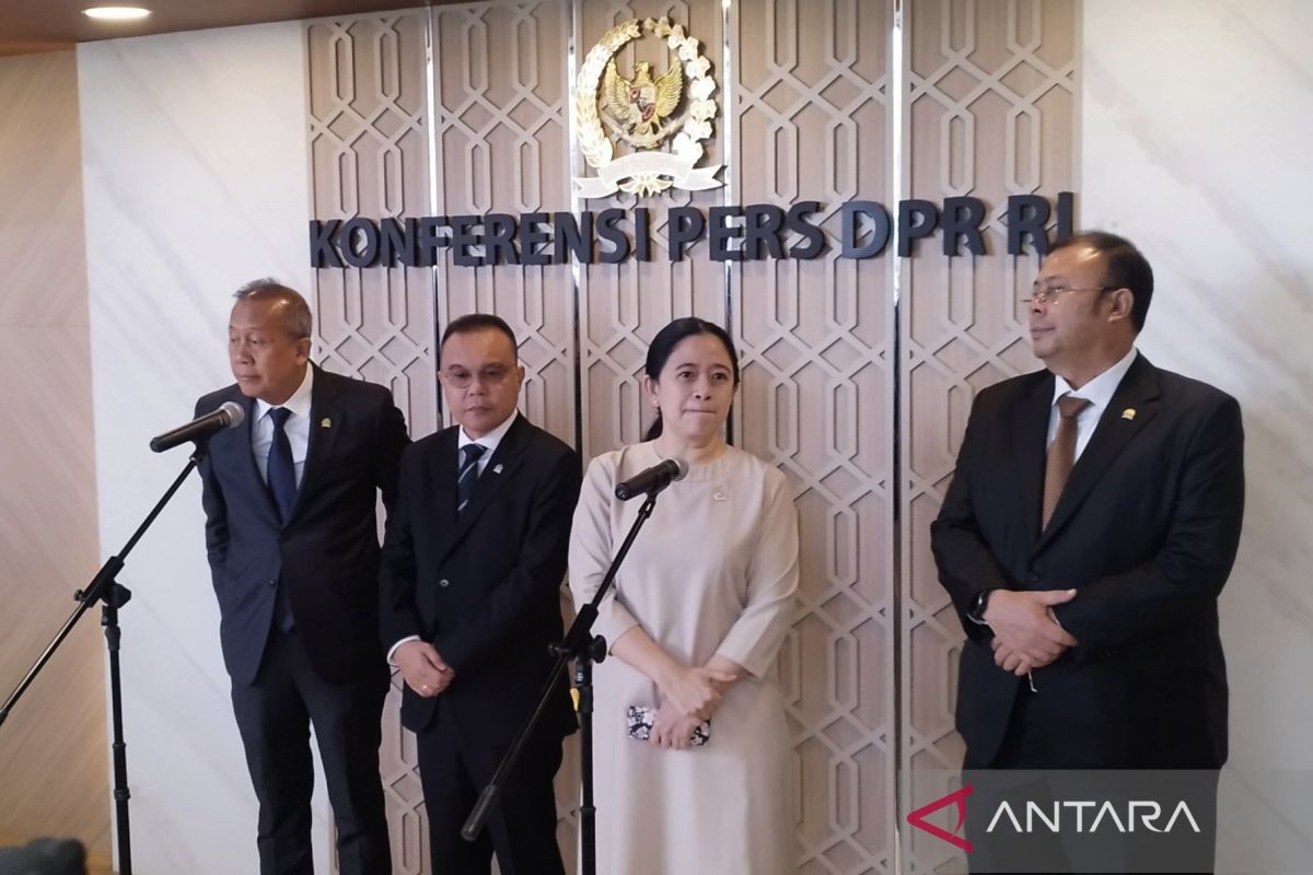 OTT Gubernur Riau harus membuat kepala daerah lain mawas diri