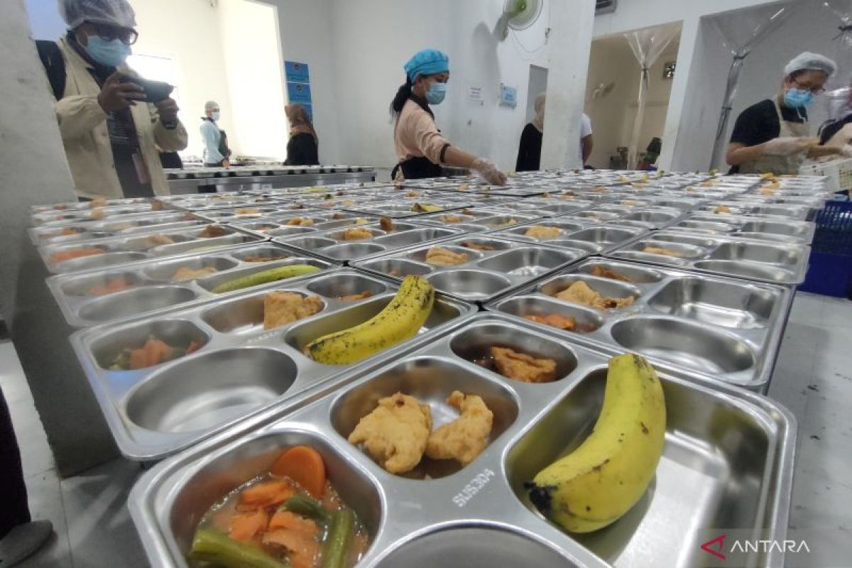 Keracunan menu MBG, Jakbar periksa keterlibatan produk UMKM