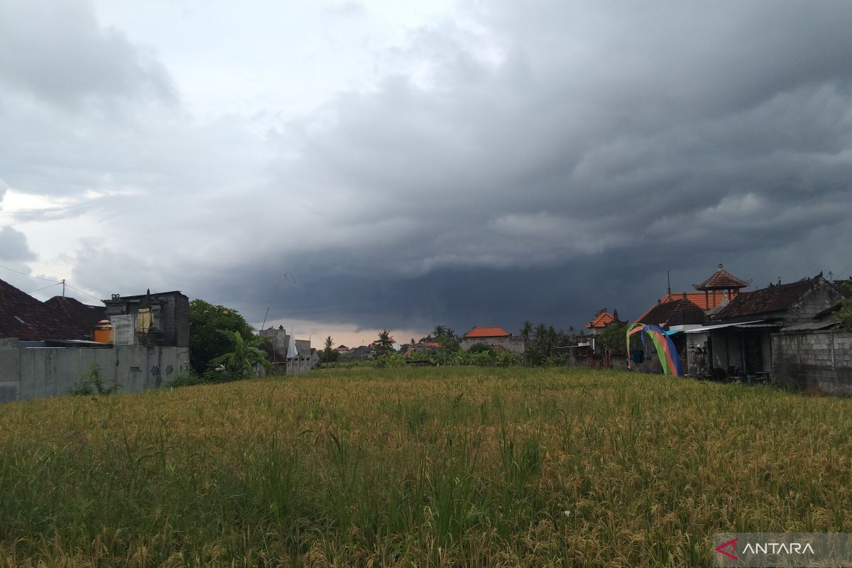 BMKG: Waspadai potensi dampak musim hujan 2025/2026 di Bali