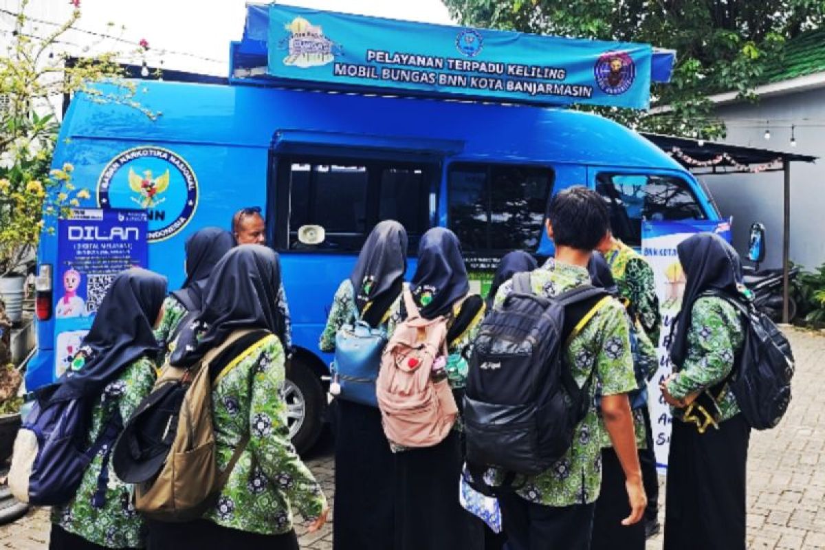 BNNK Banjarmasin edukasi bahaya narkoba bagi siswa lewat Mobil BUNGAS