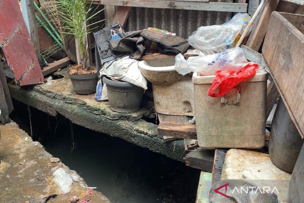 Jakbar bangun dua toilet komunal di Palmerah