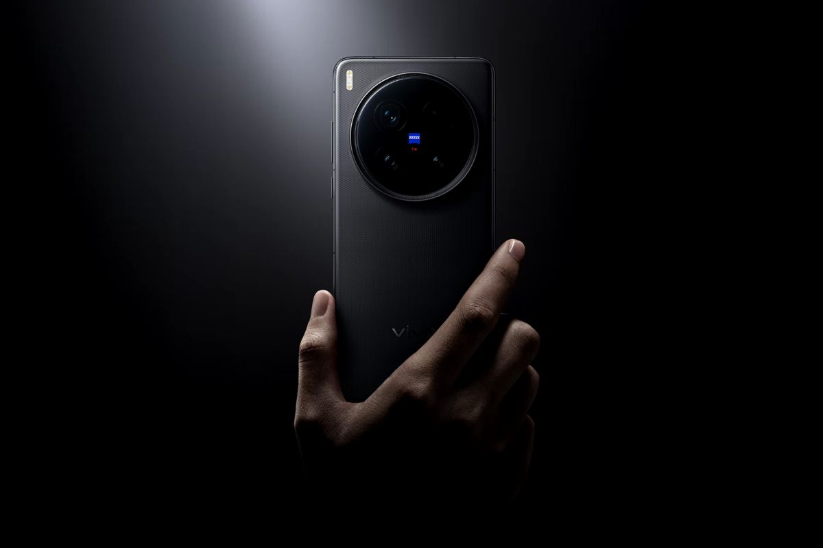 Vivo X300 Ultra bakal jadi ponsel pertama dengan kamera ganda 200 MP