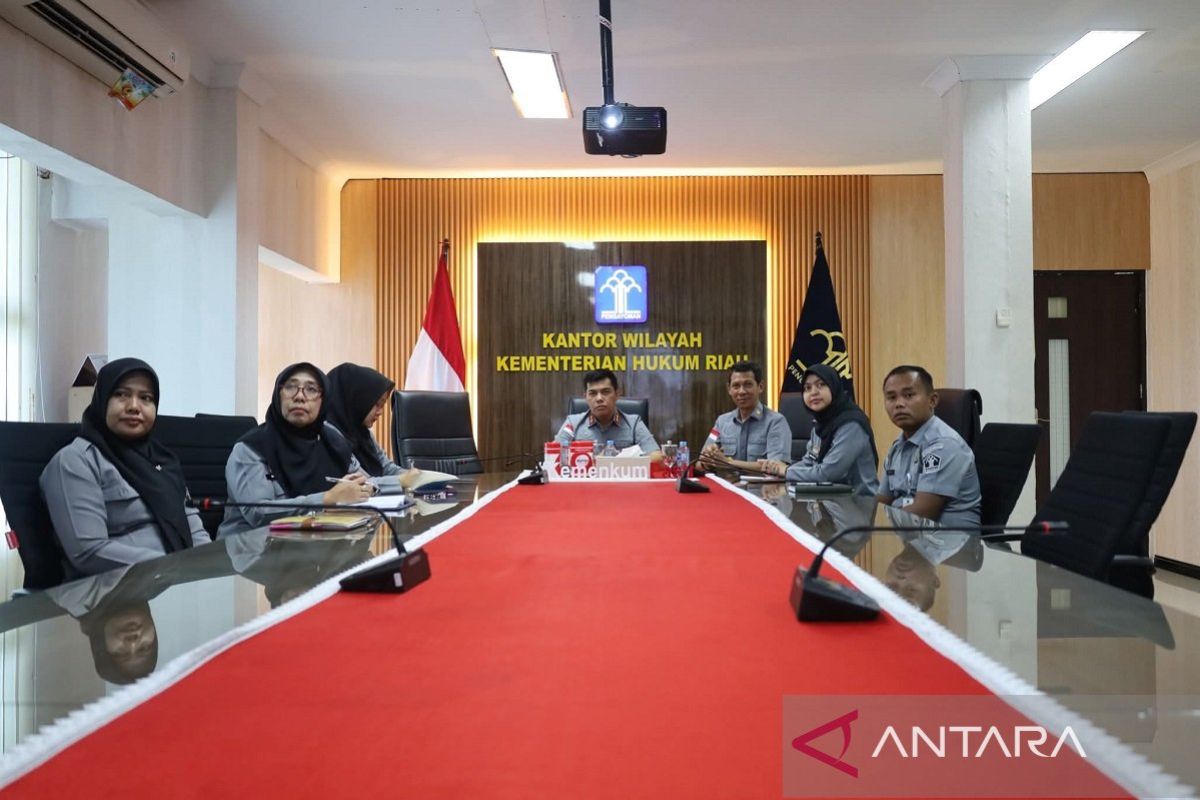 Kanwil Kemenkum Riau Ikuti Rapat Koordinasi Penerbitan SKT Partai Politik Baru