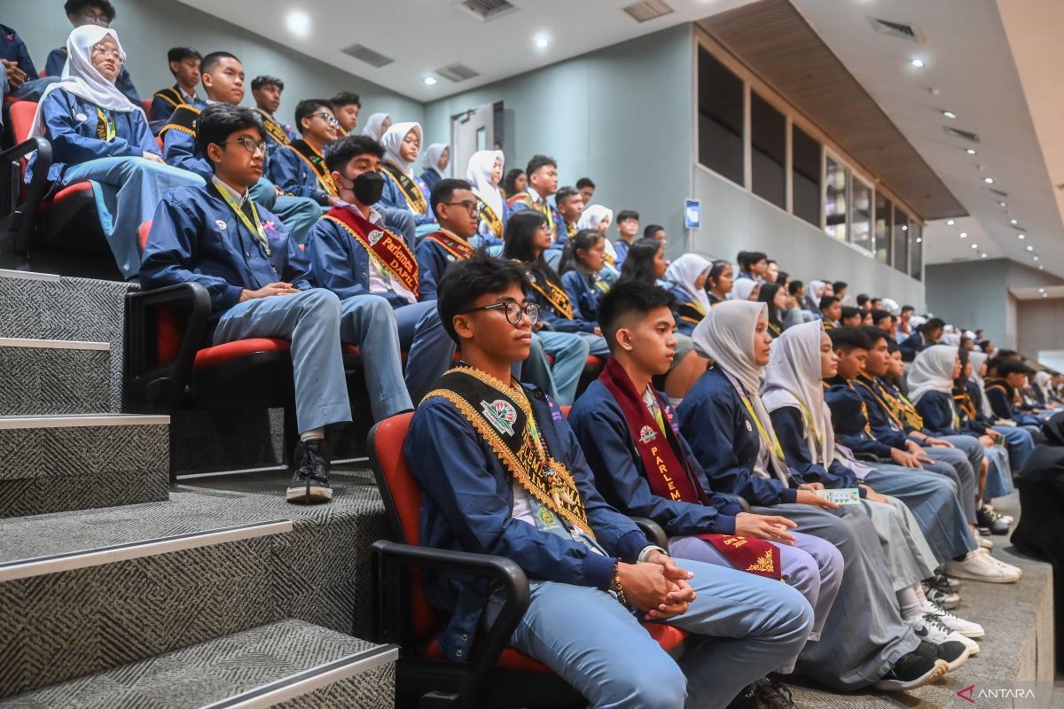 BURT DPR: Parlemen Remaja hadirkan generasi muda melek politik