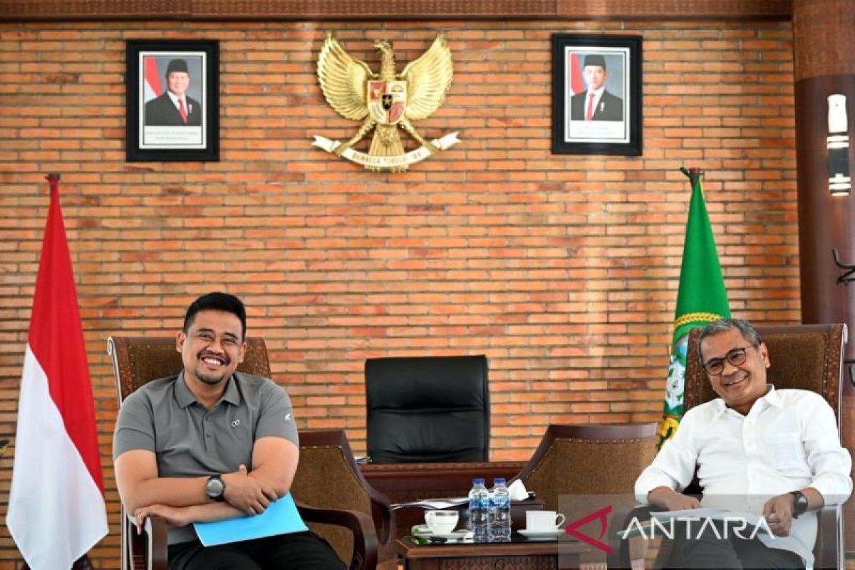 Gubernur Bobby Nasution terima usulan pembangunan di Kabupaten Nias