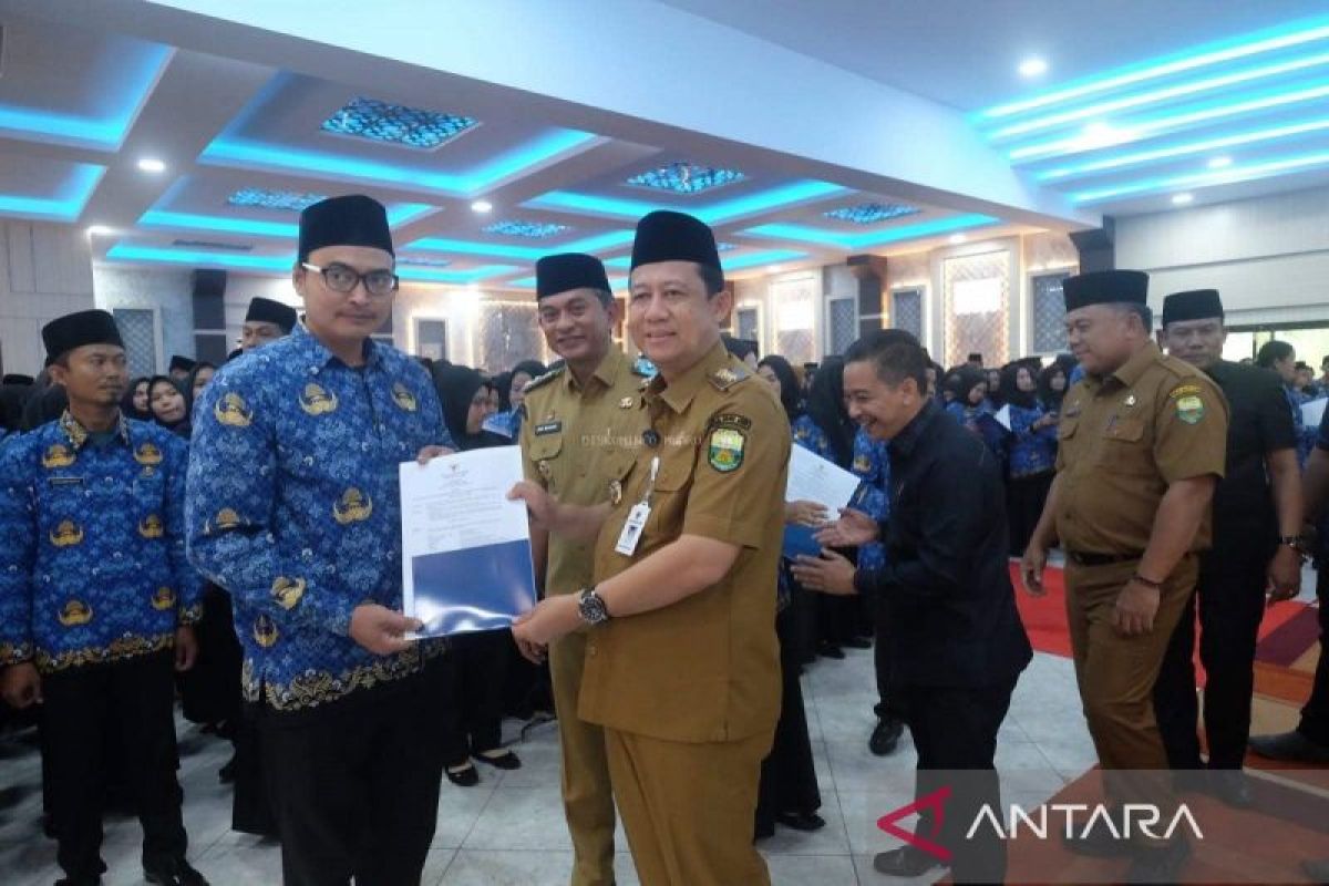 Bupati Muaro Jambi kukuhkan 473  PPPK paruh waktu