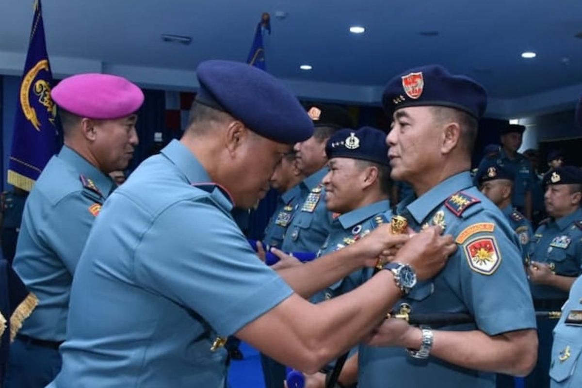 Pangkoarmada RI terima Brevet Kehormatan Principal Warfare Officer
