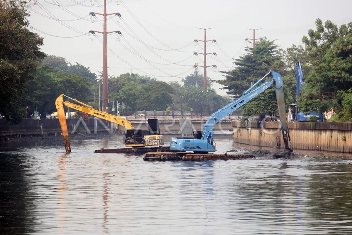 Sempat mandek, pengerukan kali di Jakarta akan dilanjutkan