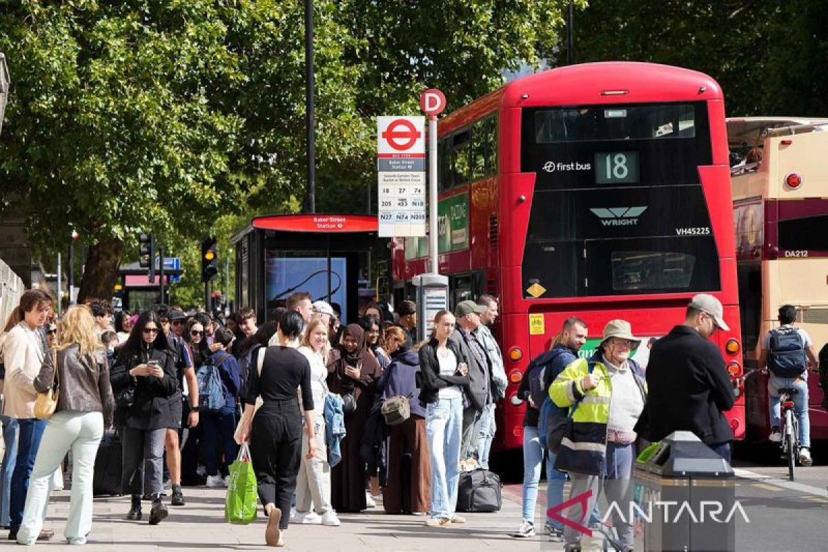 Inggris resmi larang aksi protes di depan rumah pejabat publik