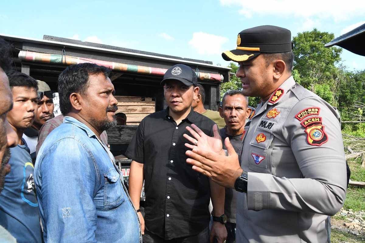 Massa di Aceh Timur berunjuk rasa, tuntut keadilan perusahaan migas