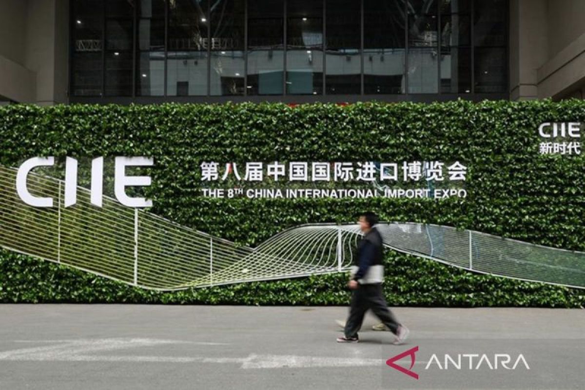 China kembali tegaskan komitmen terhadap keterbukaan dalam ajang CIIE