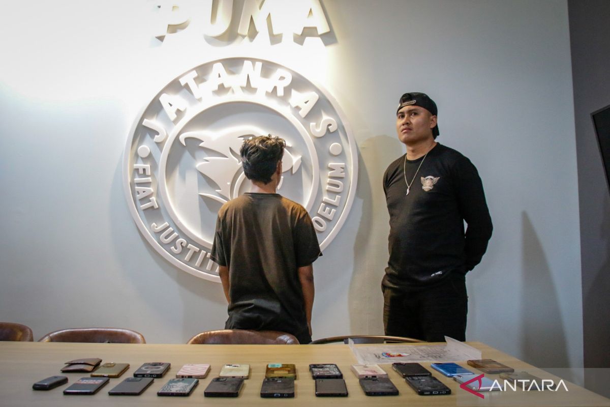 Teror tiga hari, Pencuri 21 ponsel di rest area SPBU Lombok dibekuk polisi