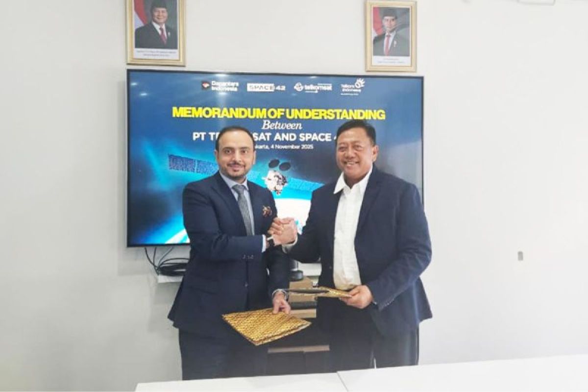 Telkomsat dan Space42 Tandatangani Nota Kesepahaman Mengenai Kolaborasi Pengembangan Layanan Konektivitas Berbasis Satelit