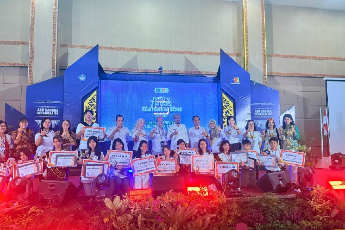 Pelajar Palangka Raya harumkan nama daerah di Festival Tunas Bahasa Ibu Kalteng 2025