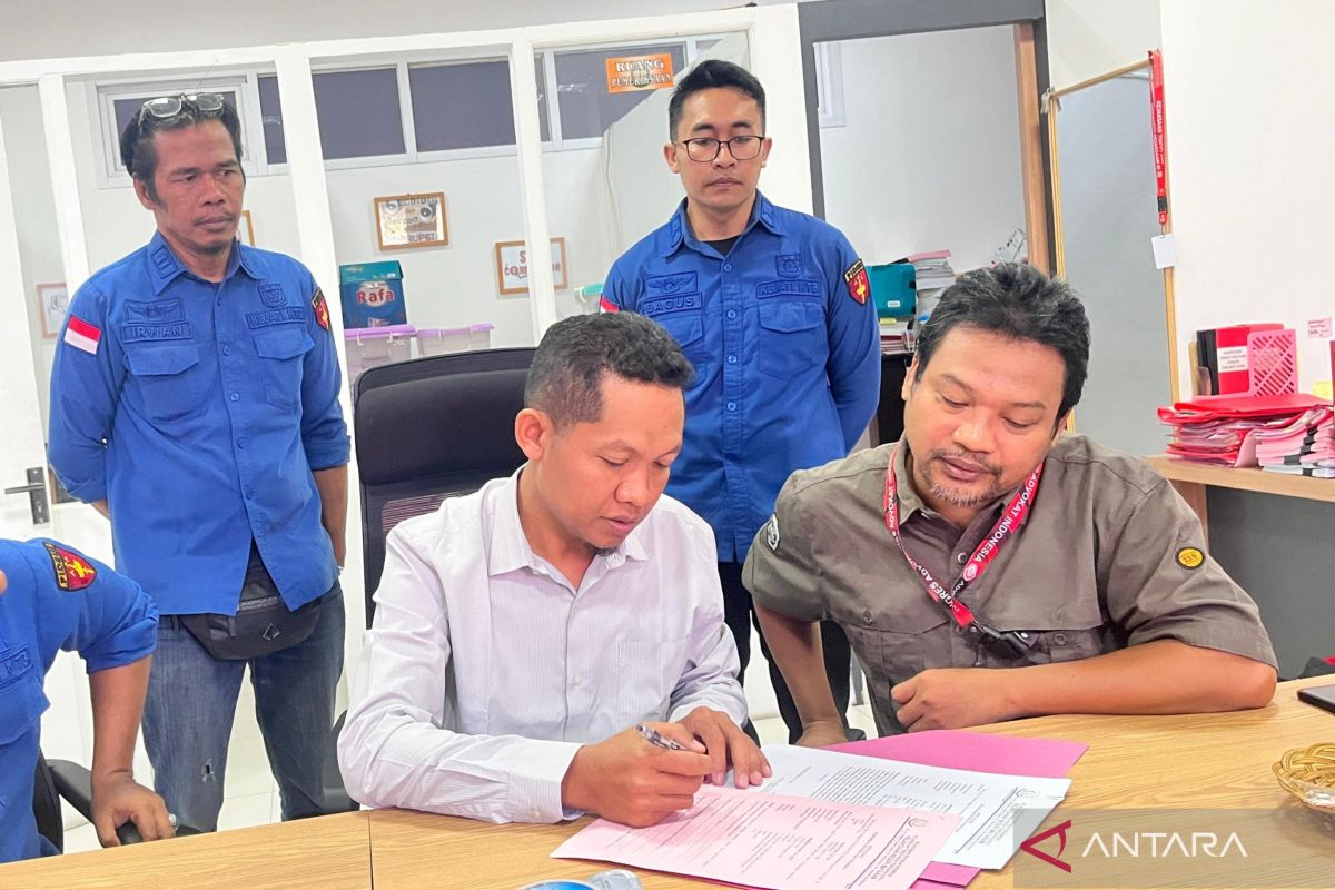 Terpopuler: ASN Lombok Utara ditemukan tewas, bayang panjang di balik lahan Samota, hingga harga emas turun