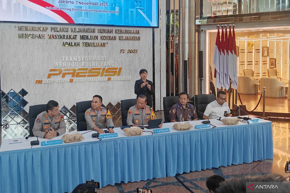 Polda Metro tetapkan 8 tersangka kasus tuduhan ijazah palsu Jokowi