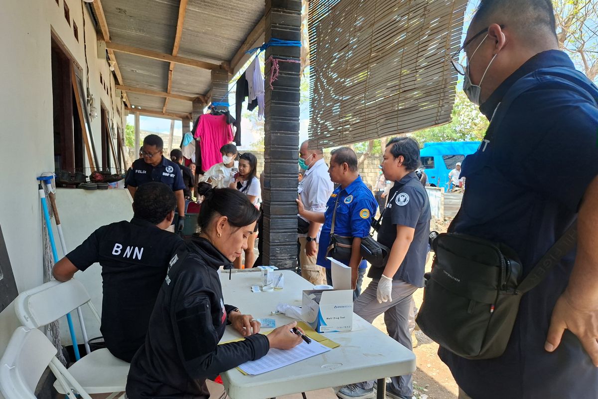 BNN NTT bersama 83 personel gabungan razia dua titik rawan di Kupang