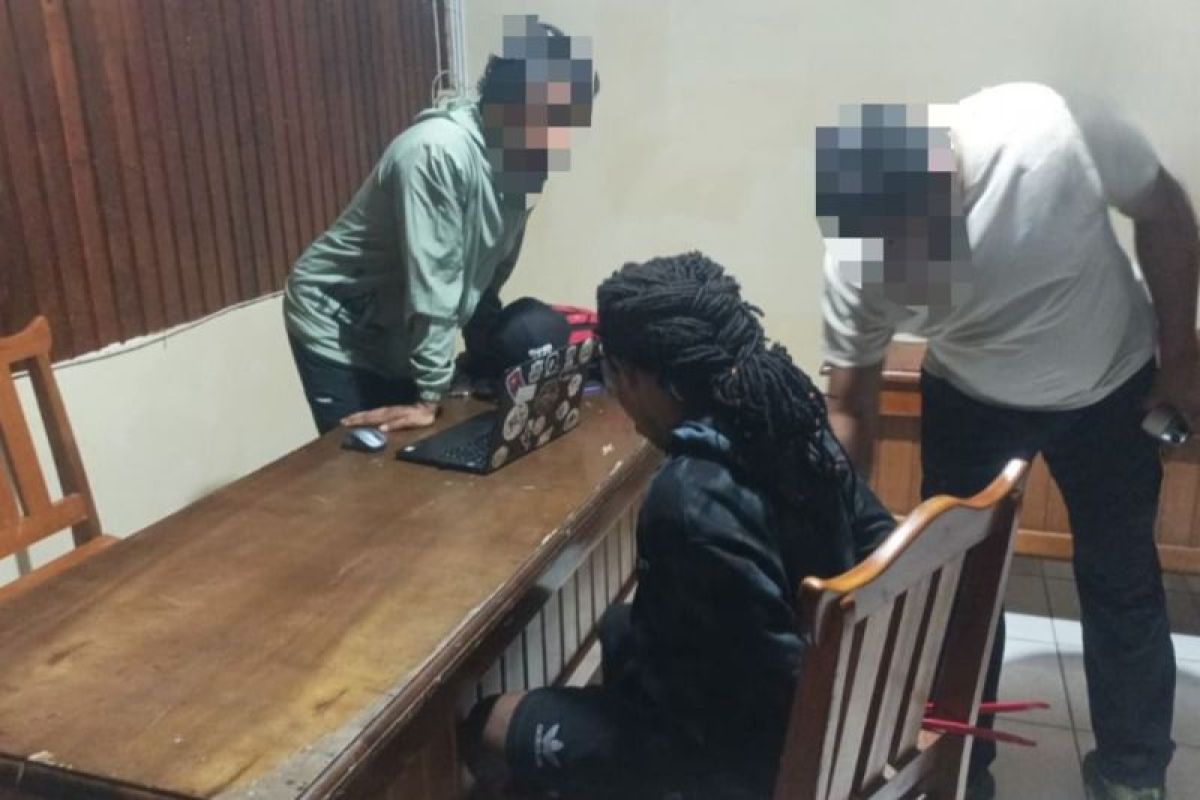 Satgas Damai Cartenz ringkus anak buah KKB Aibon Kogoya di Nabire