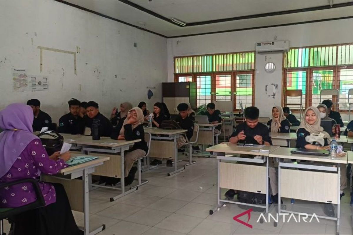 Disdikbud Kaltim luncurkan 77 sekolah bilingual demi SDM global