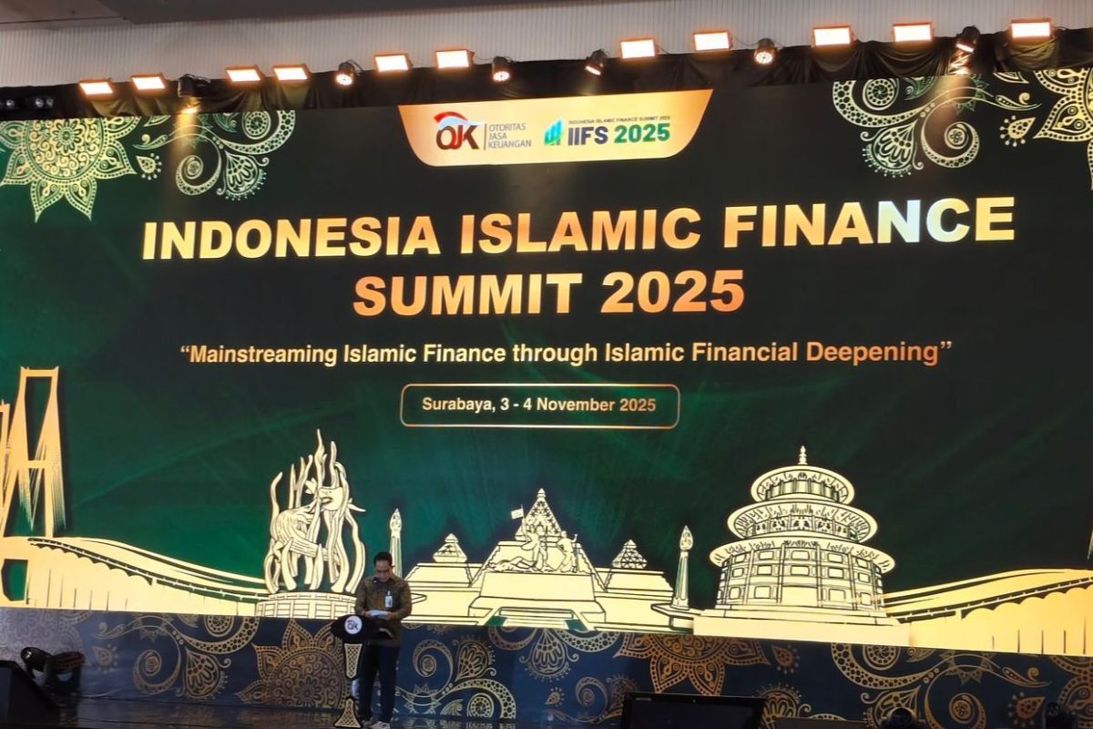 Pemprov Jatim tegaskan komitmen siap jadi pusat syariah nasional