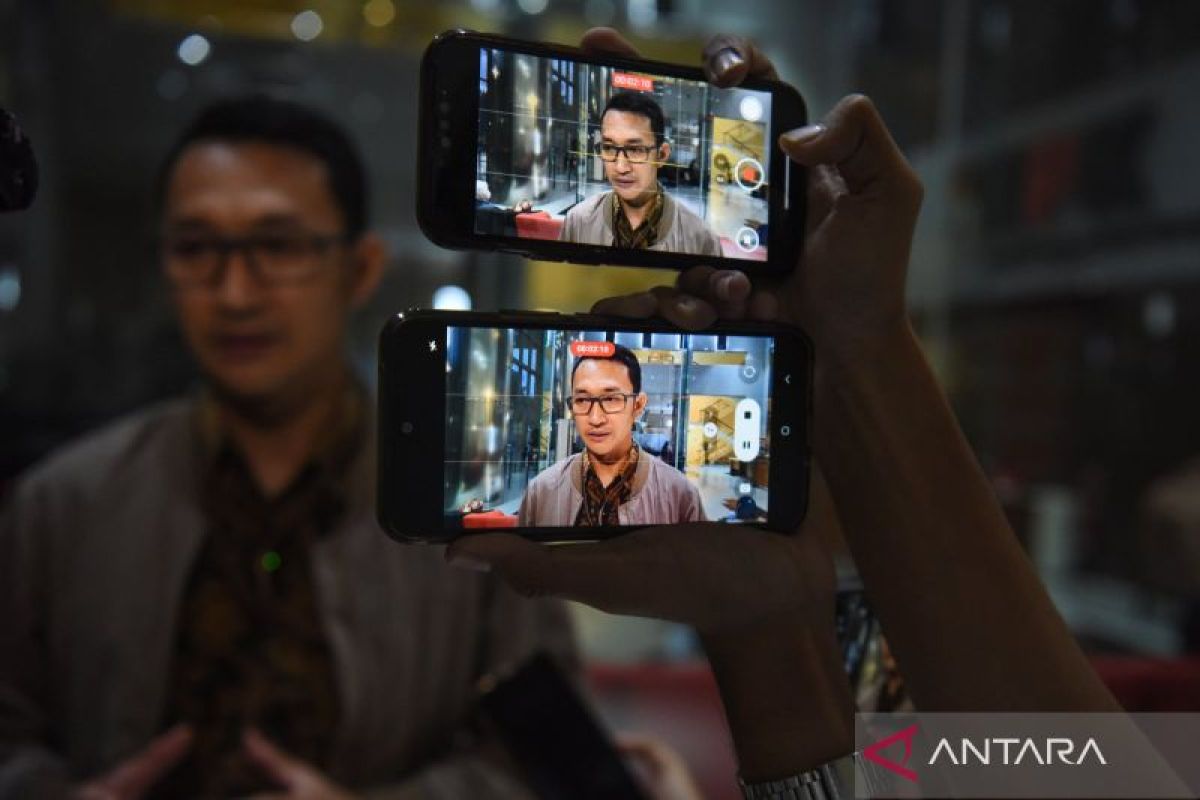 Penggeledahan KPK di Riau, dokumen anggaran pemprov disita