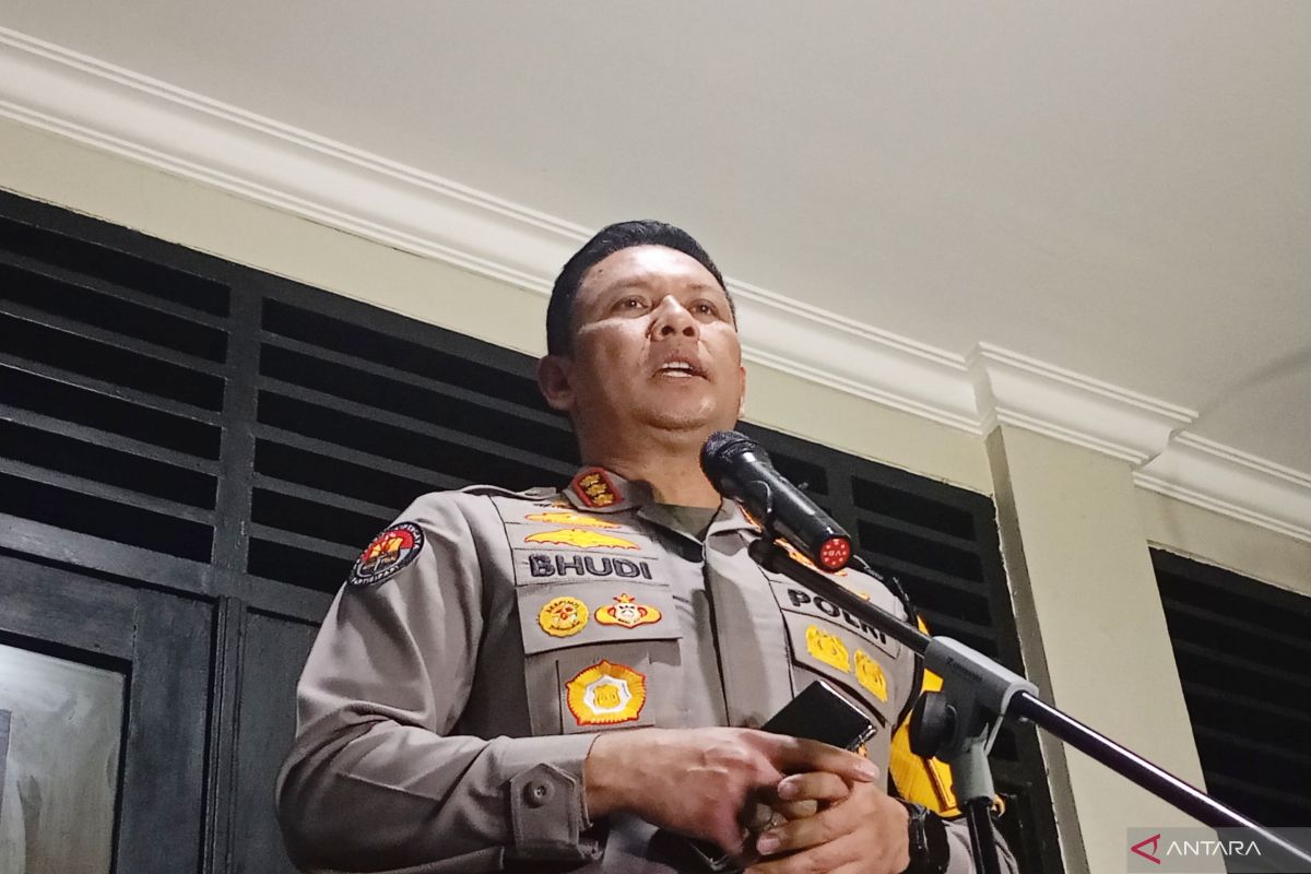 Polisi temukan serbuk saat geledah rumah pelaku ledakan SMAN 72
