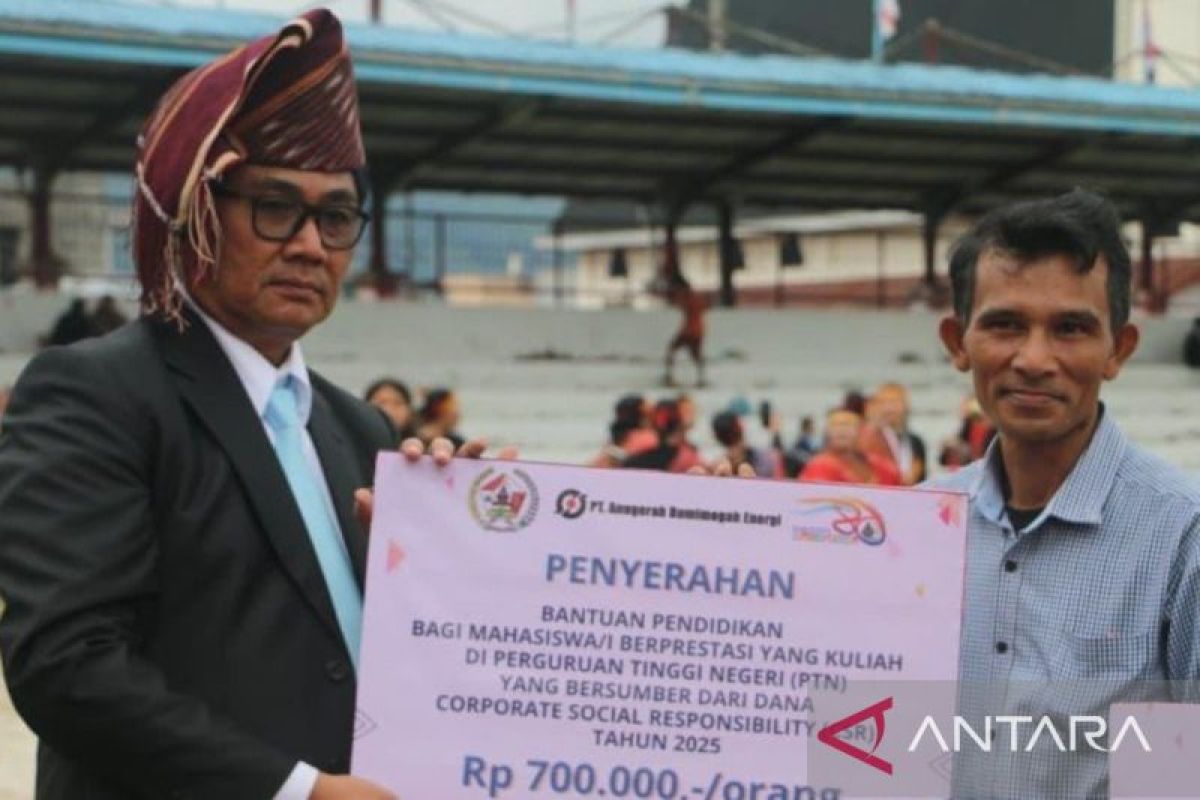 774 mahasiswa berprestasi terima beasiswa