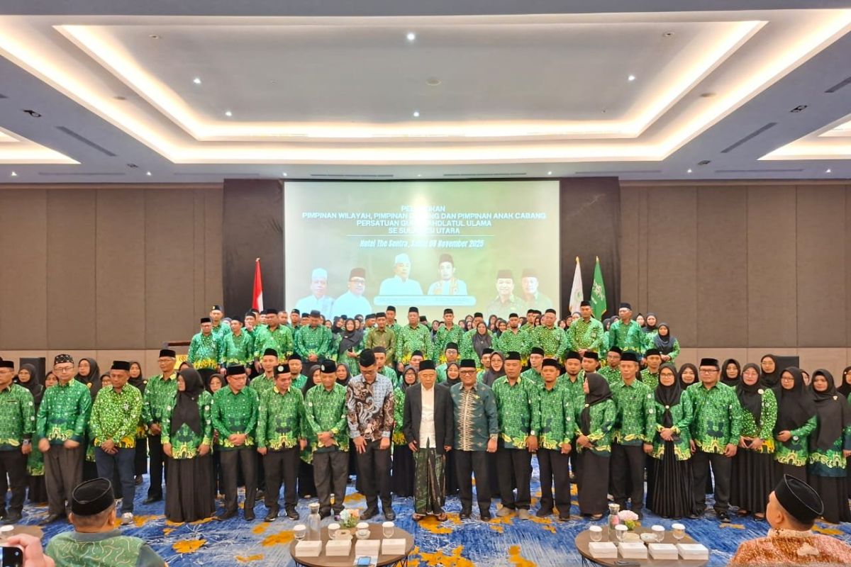 Asep Saifudin Chalim Lantik Pengurus Pergunu Sulut