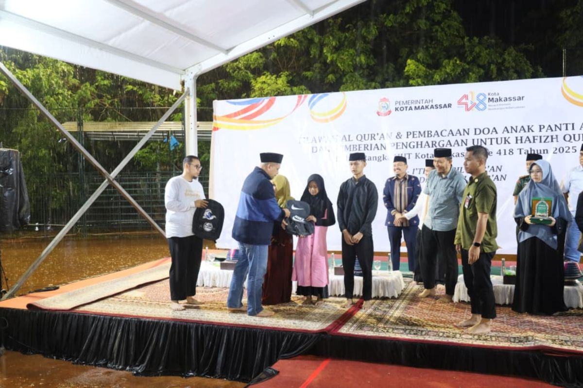 Apresiasi 100 hafidz hingga santuni anak yatim warnai HUT Makassar