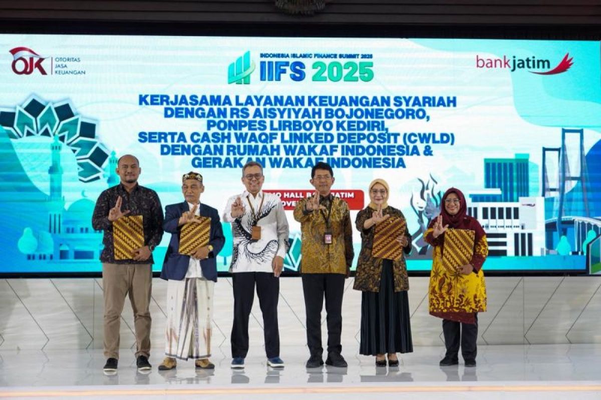 OJK dorong perbankan berinovasi dan perluas akses keuangan syariah