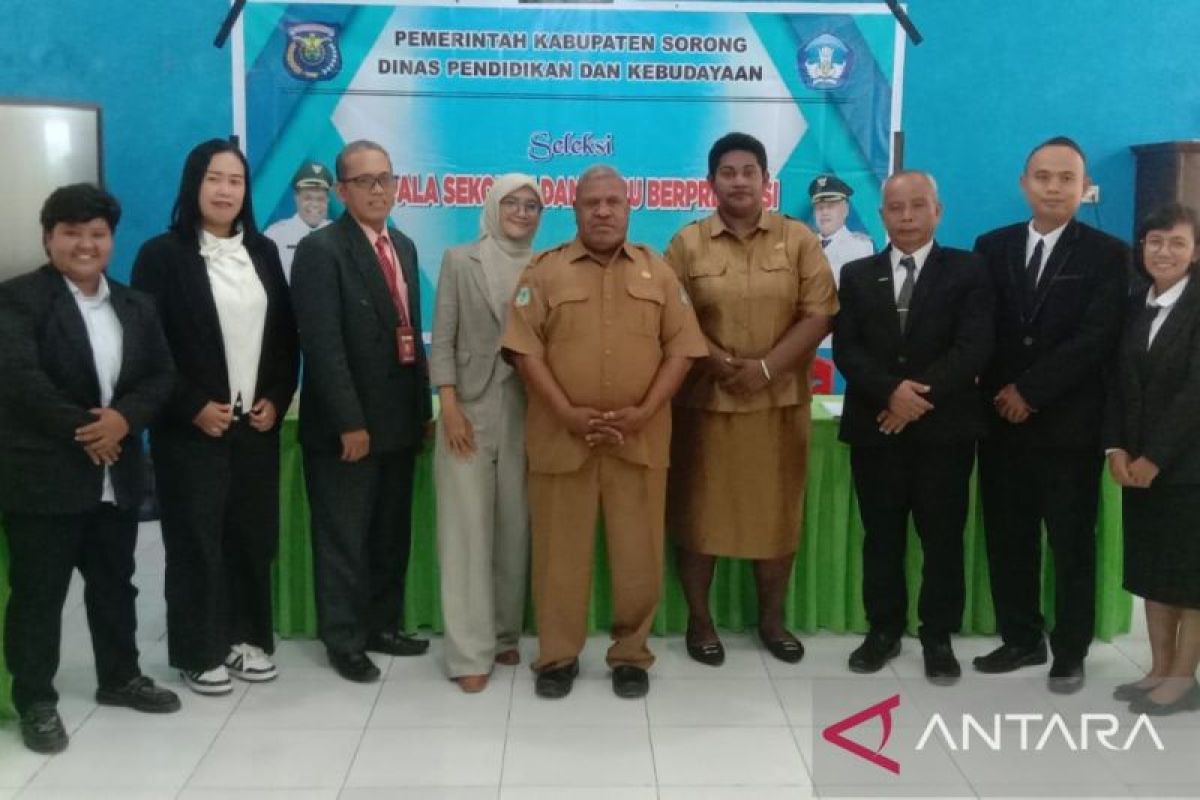 Disdikbud Sorong menyeleksi kepsek dan guru berprestasi