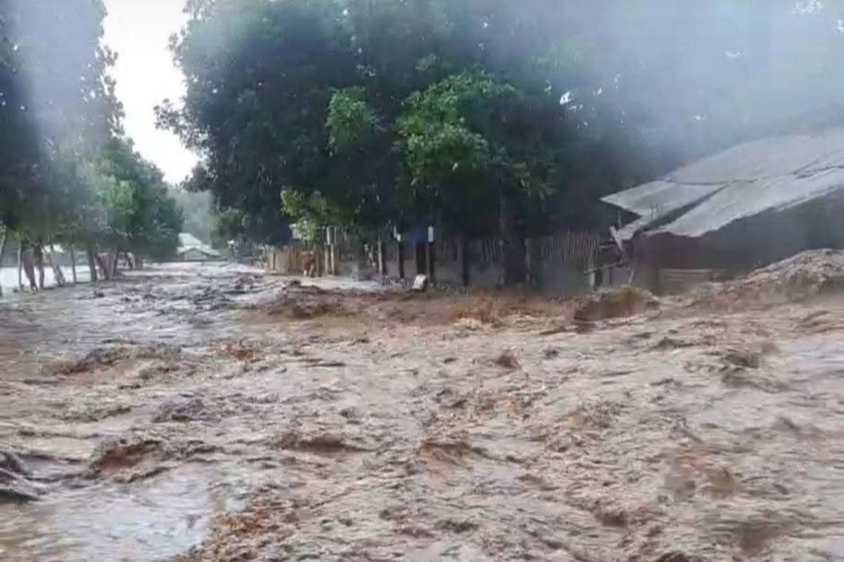 Sejumlah desa di Kecamatan Sanggar Bima terendam banjir