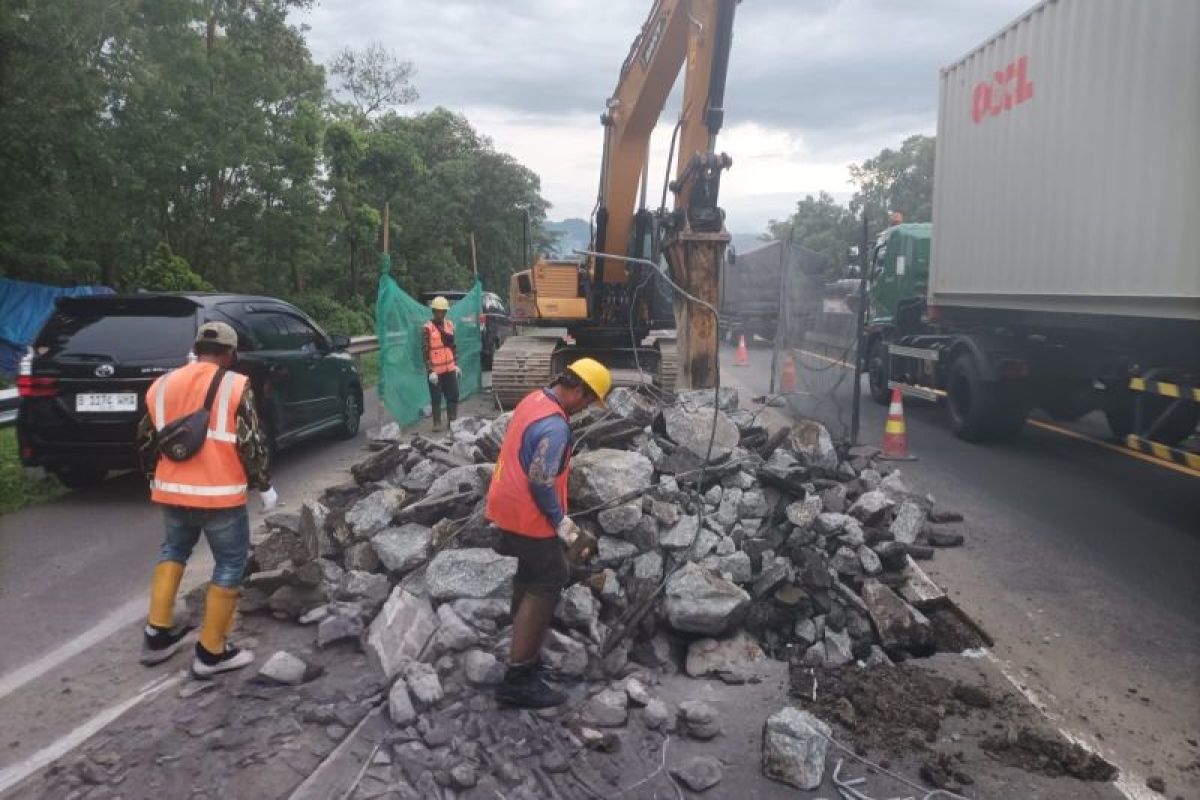 Jasa Marga umumkan adanya gangguan lalu lintas Cipularang-Purbaleunyi