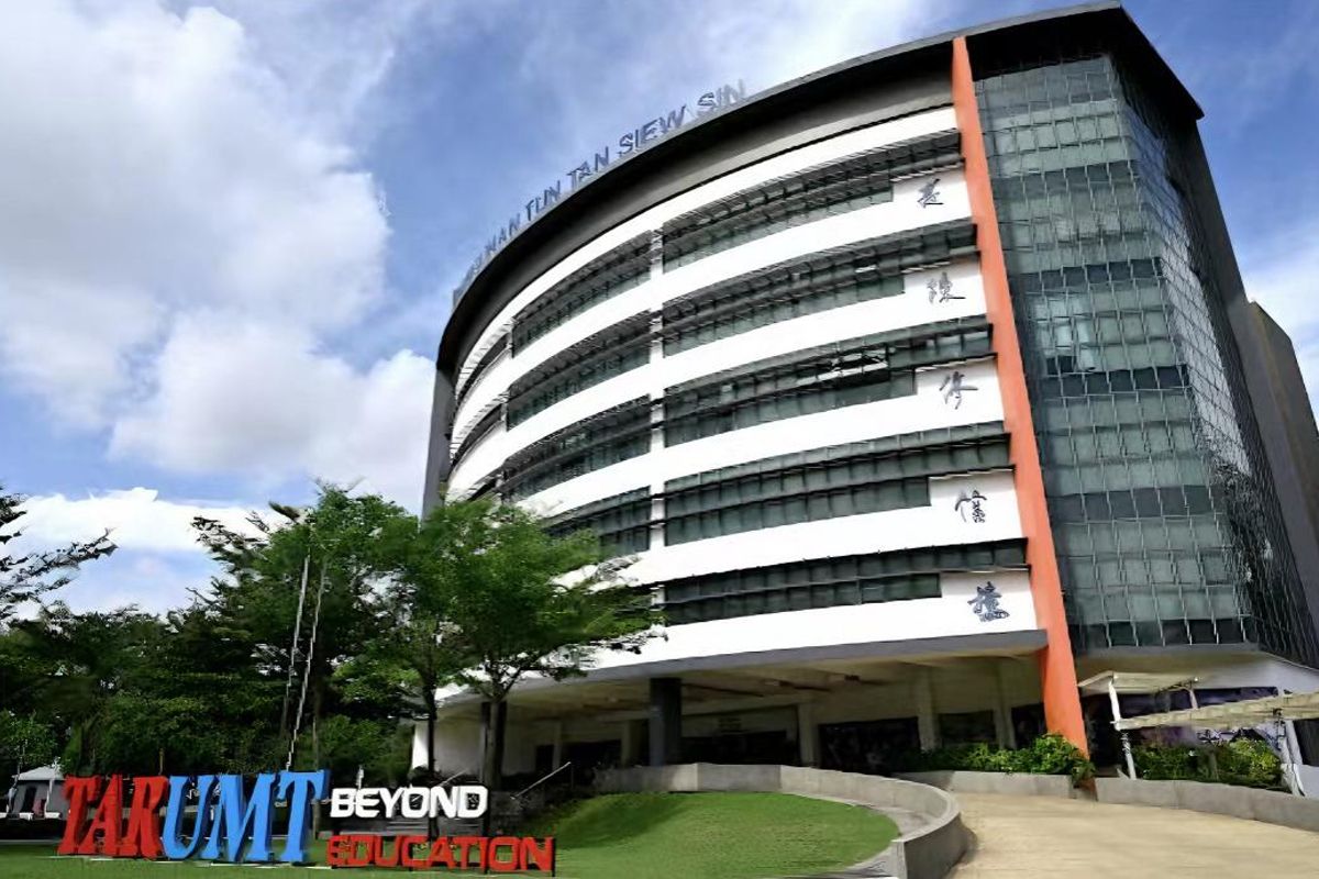 Thai vocational education representatives visit Guangxi Financial Vocational College, jointly discussing a new blueprint