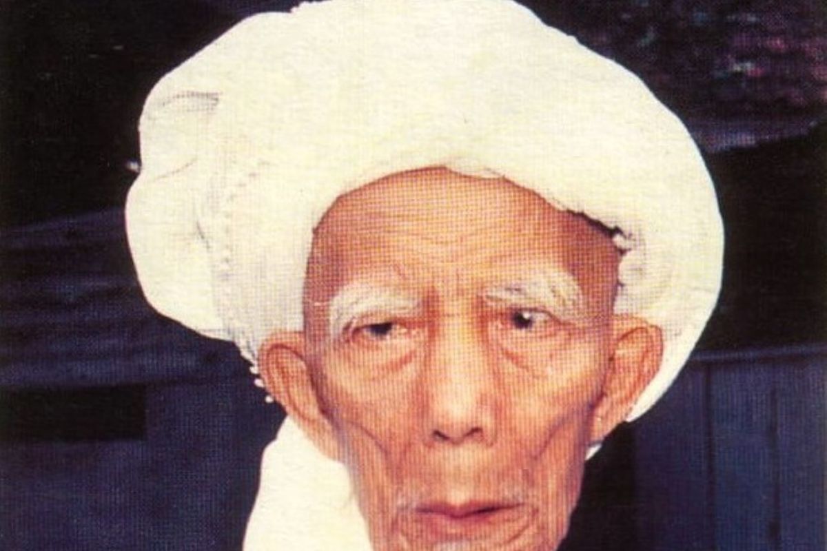 HAMZANWADI: Ulama, pejuang, mursyid dan pahlawan