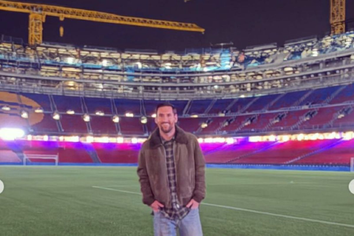 Messi injak Camp Nou, isyaratkan kembali ke Barcelona