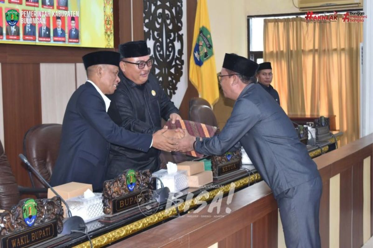 Fraksi-Fraksi DPRD Terima Rancangan APBD Bulungan 2026