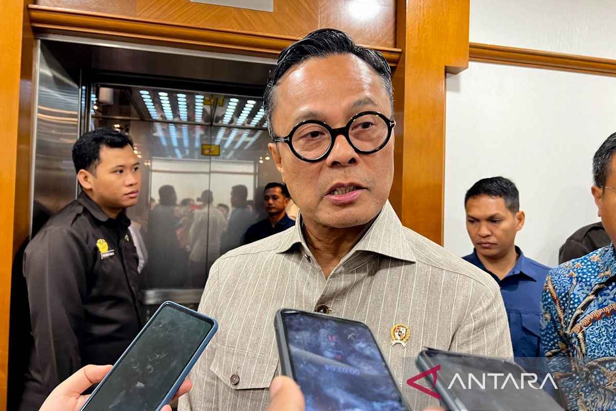 Danantara dukung pembangunan peternakan ayam demi pasok MBG