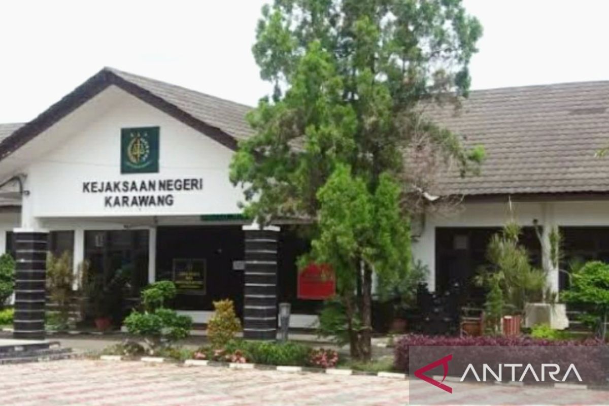 Kejari Karawang damaikan kasus hukum akibat kredit mobil