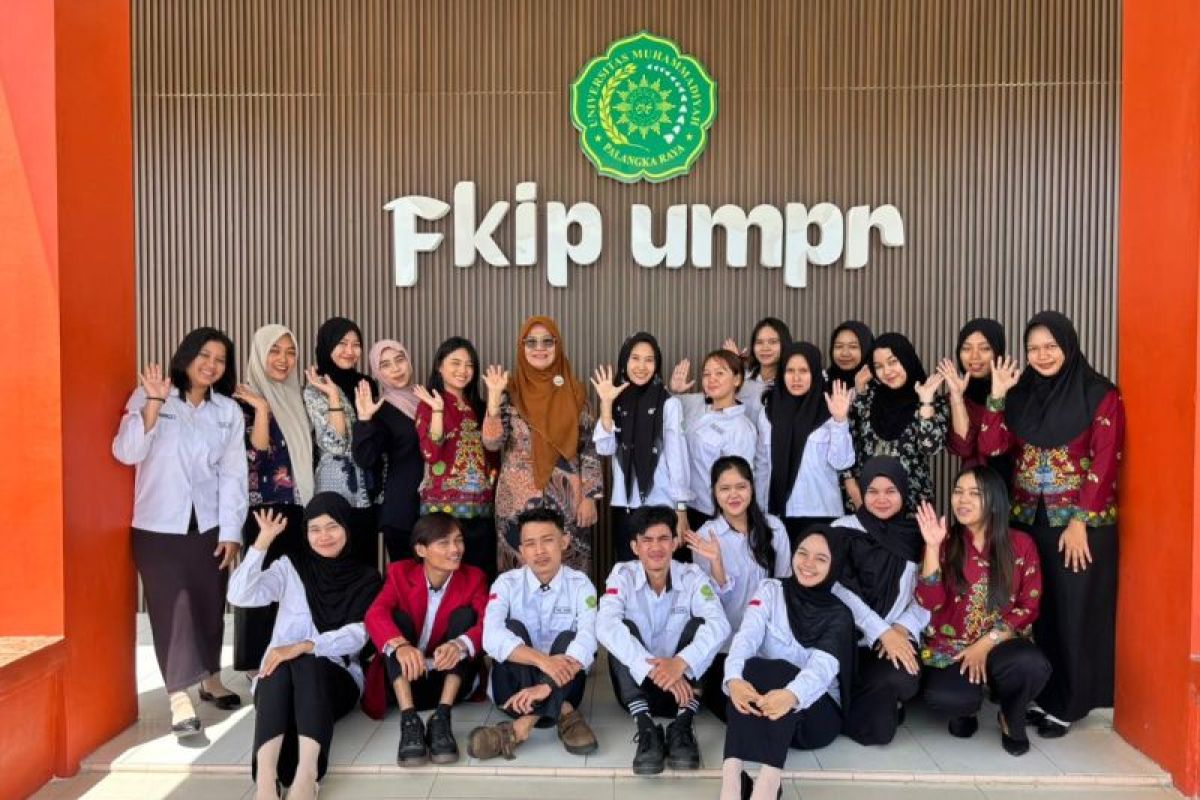 Dosen UMPR latih mahasiswa tentang kewirausahaan ekonomi kreatif