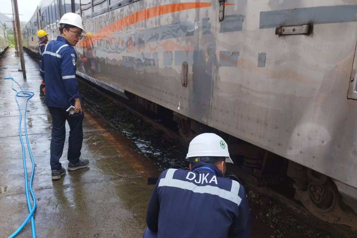DJKA-KAI Daop 9 inspeksi untuk pastikan kesiapan angkutan Natal