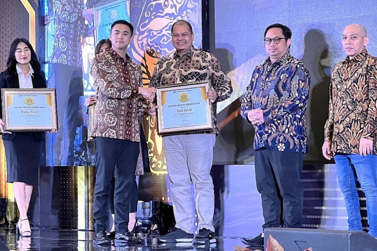 Bank Jateng dinobatkan sebagai Bank Terbaik Pendukung Ekonomi Kemitraan Inspiratif