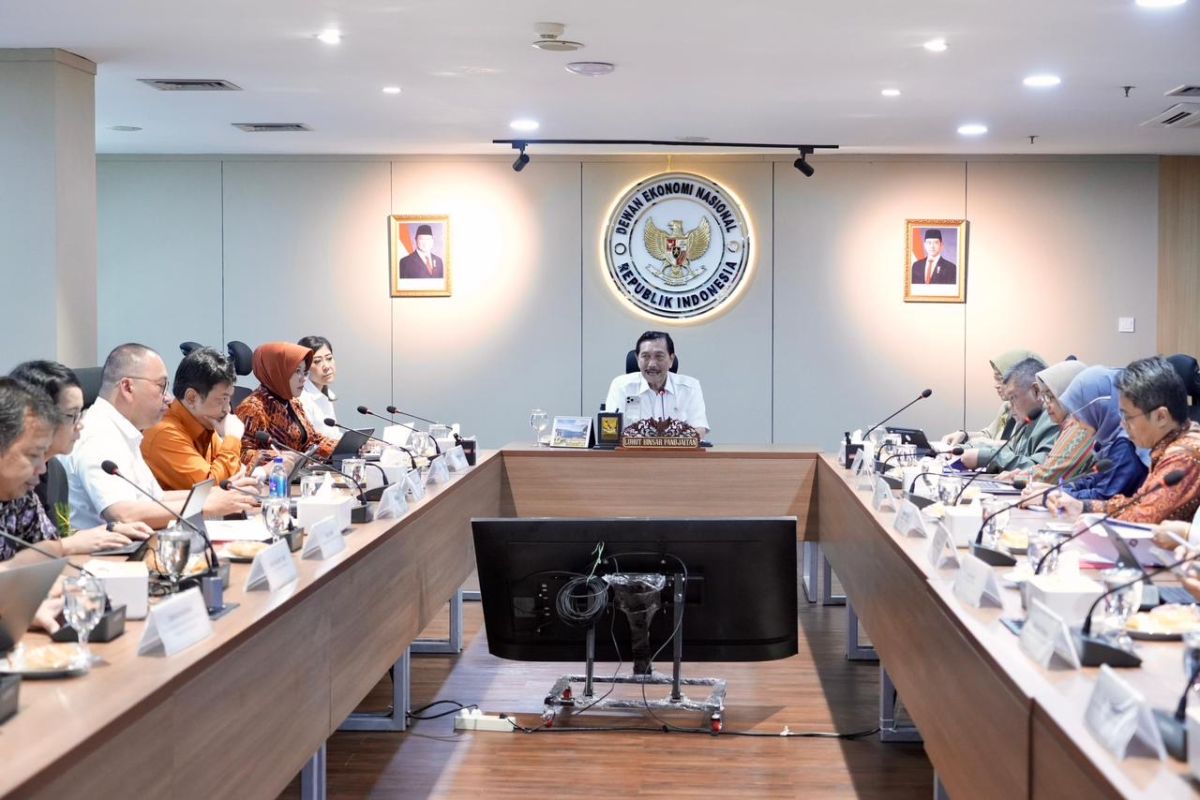 Luhut evaluasi bansos digital, bersiap integrasi data lintas lembaga