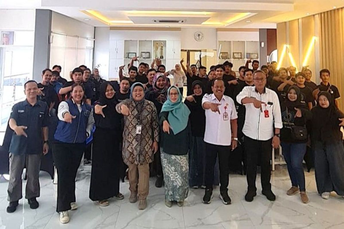 Bank Jateng Sragen latih driver jeggboy/jeggirl dengan service excellent