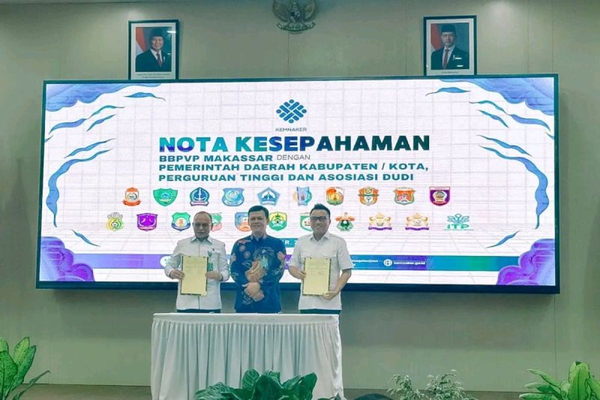 Bupati Morut tandatangani MoU pelatihan vokasi dengan Kementerian Ketenagakerjaan.