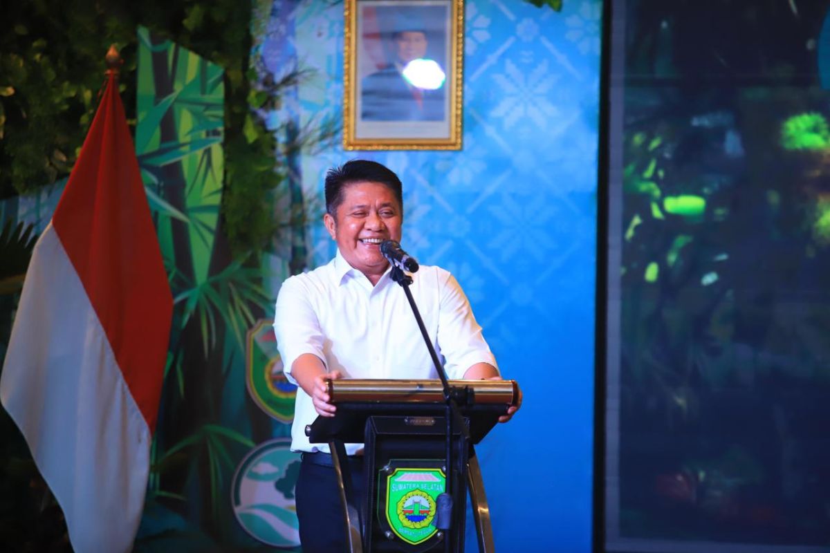 Gubernur Sumsel ajak semua pihak kurangi polusi plastik