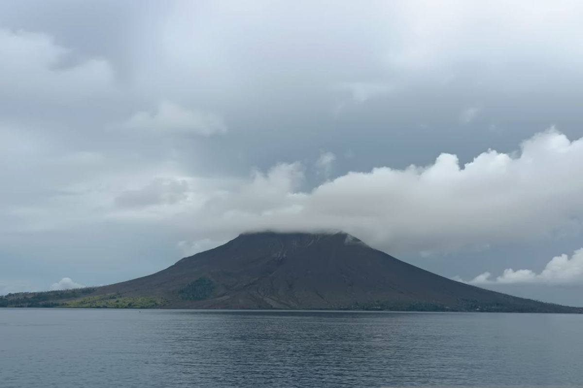 Aktivitas gunung api sebabkan putusnya kabel 'Palapa Ring Tengah'